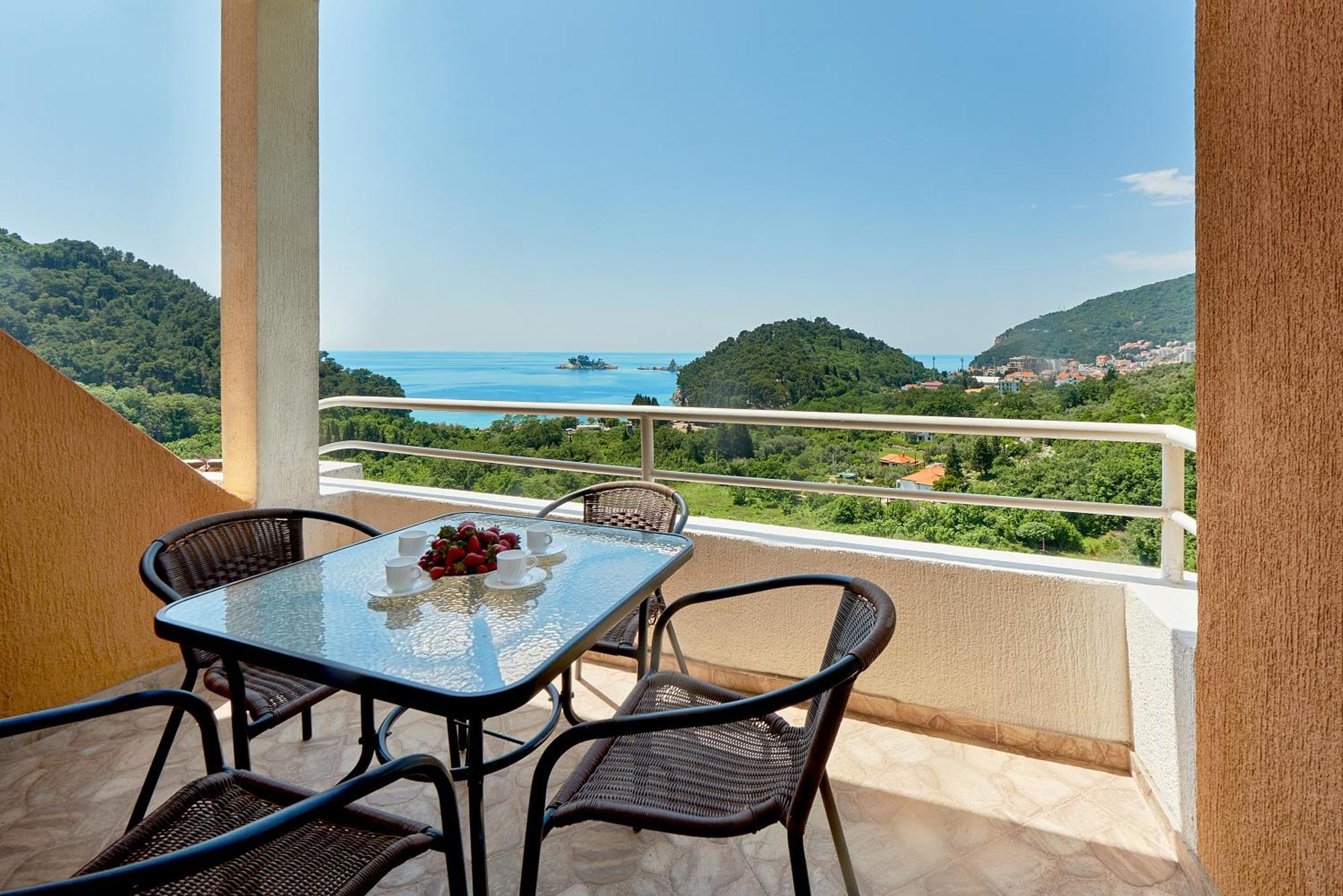 Apartments Villa Relax Petrovac Exterior photo